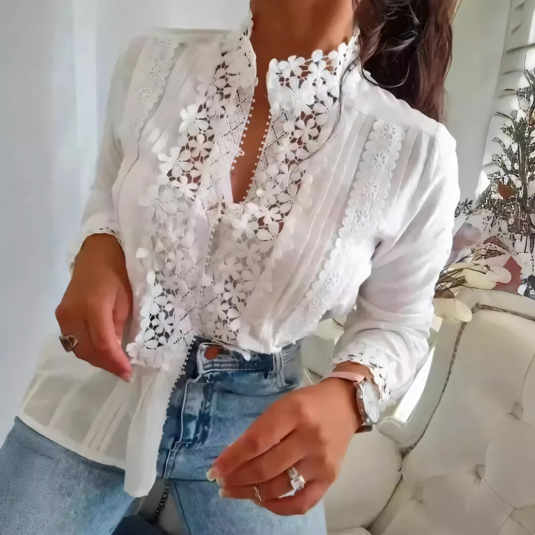 Sara | Blommig Blus