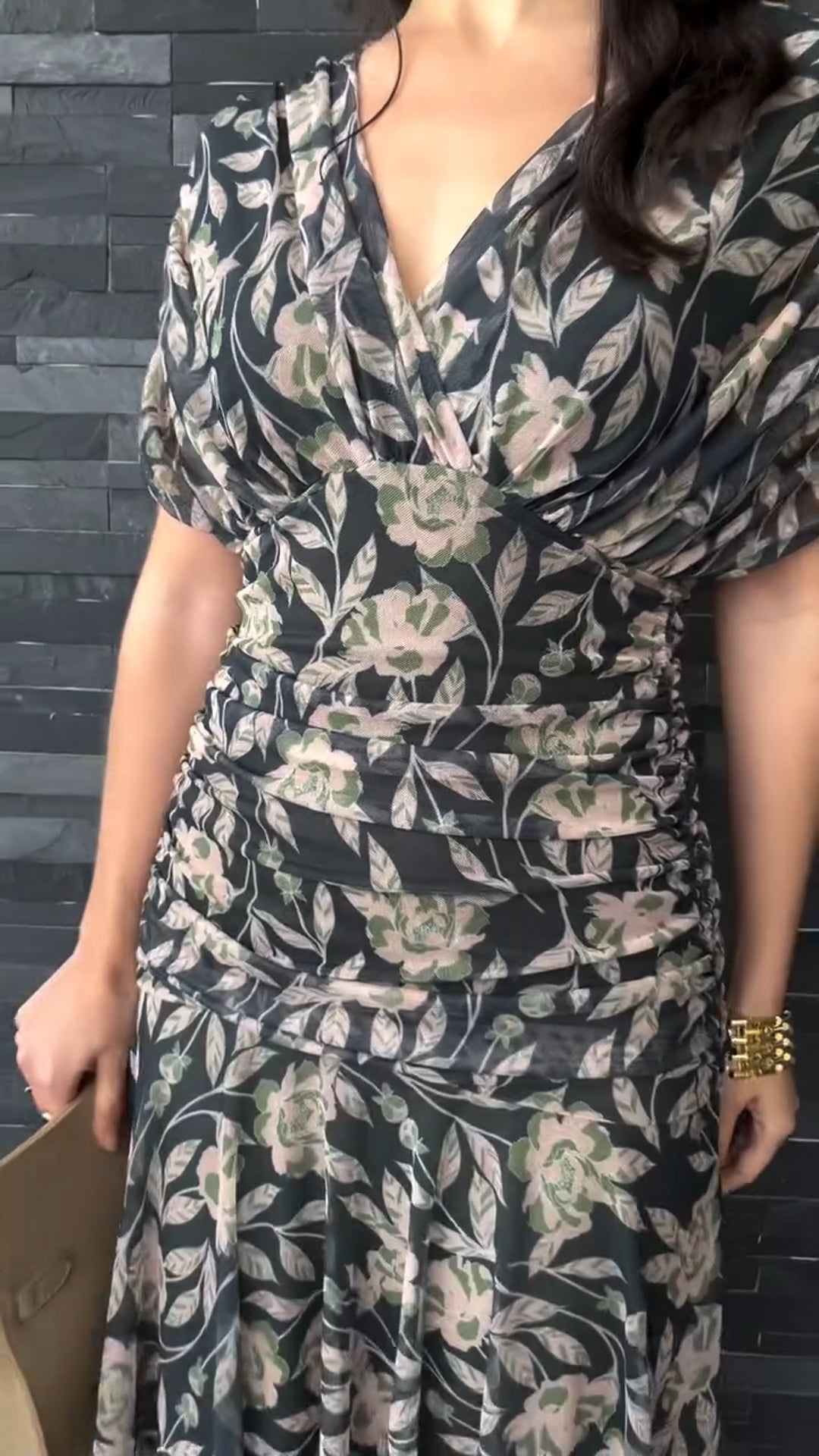 Henny - Utsvängd klänning