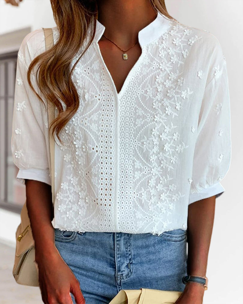 Daphne | Broderad V-Ringad Blus