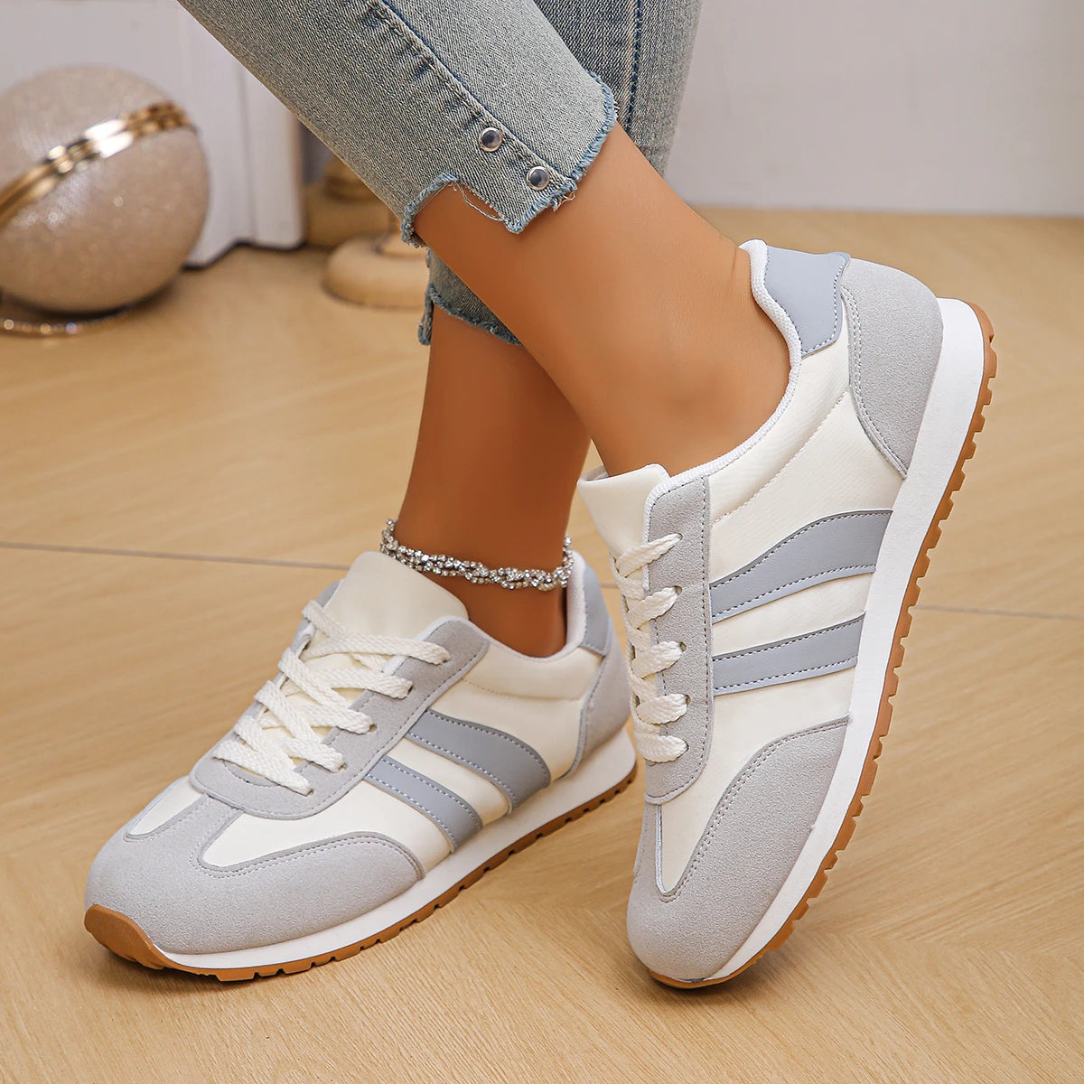 Liora | Ortopediska Sneakers för Kvinnor