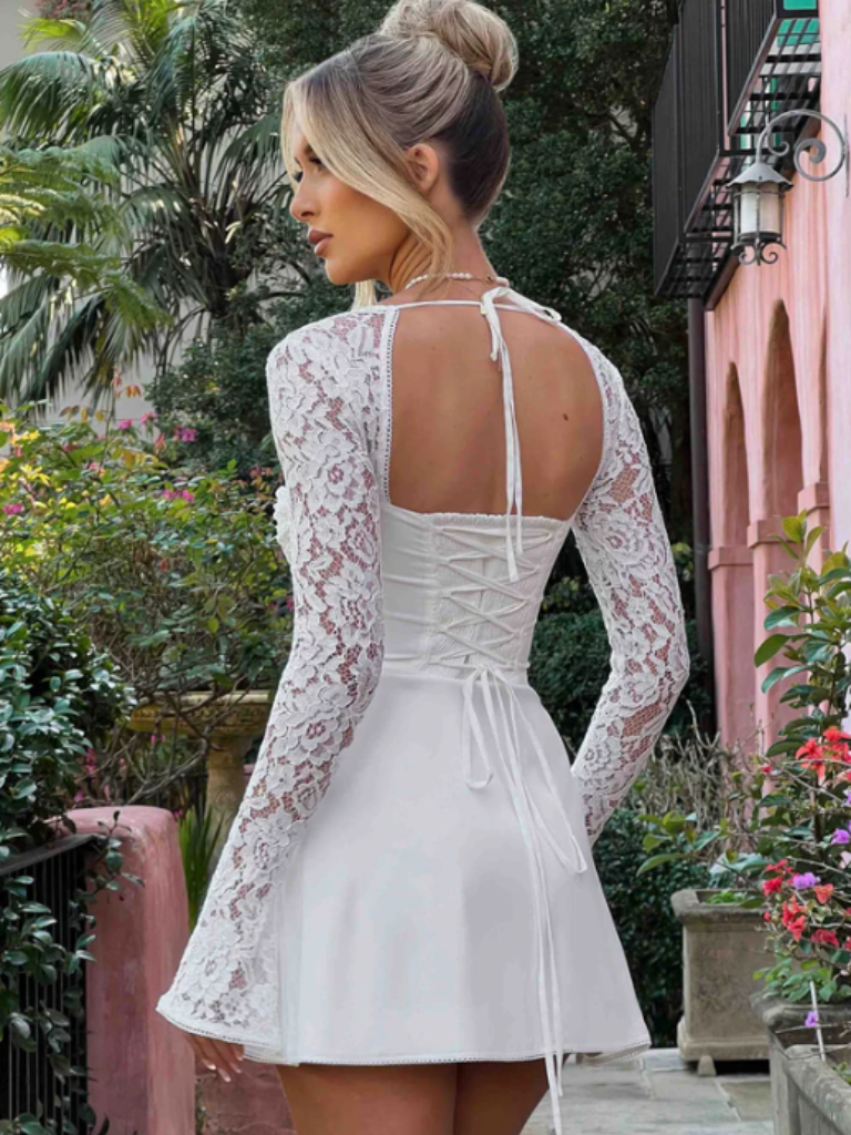 AMÉLIE LACE MINI KLÄNNING