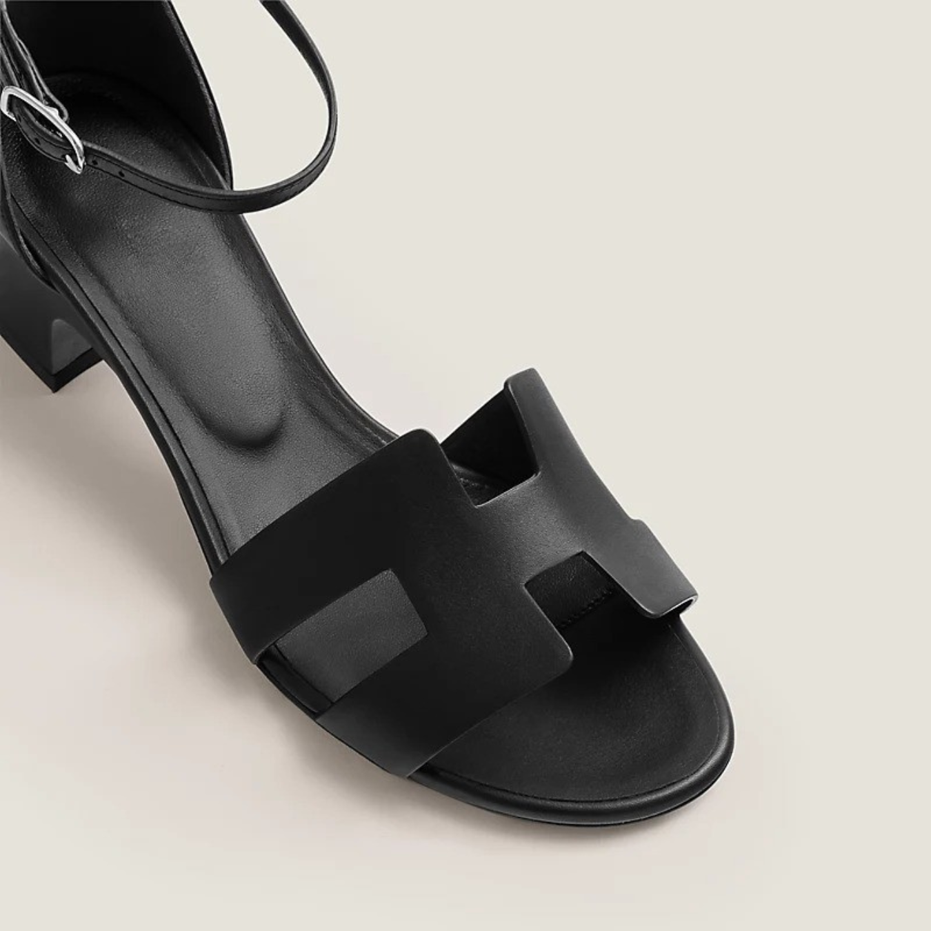 CHLOÉ | ELEGANTA SANDALER