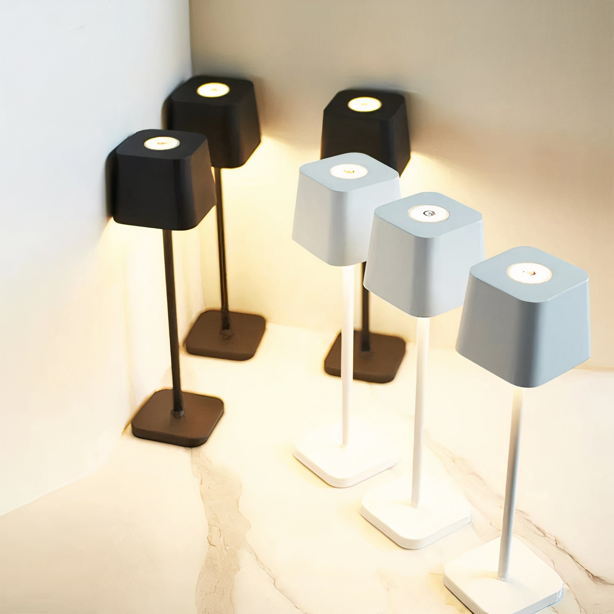 Gleam Minimalistisk Bordslampa