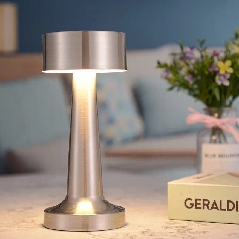 Lumen Trådlös Bordslampa