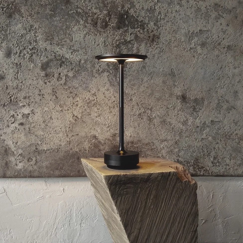 Radioso Minimalistisk Trådlös Bordslampa