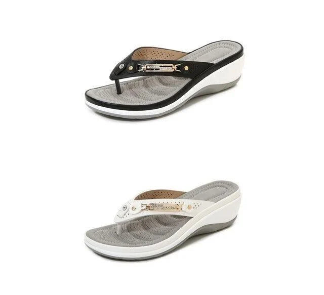 Alice Leroy | Mjuka vadderade flip-flops med tånrem