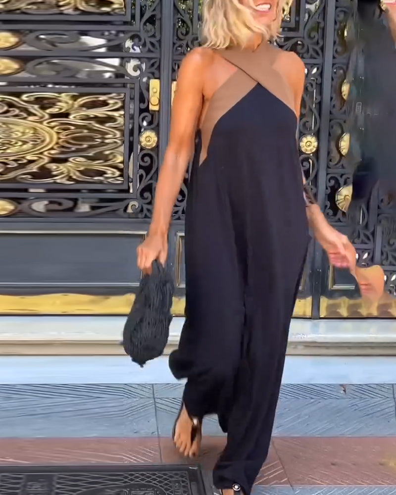 SIENNA | Elegant klänning med öppen rygg och moderiktig tvärhals