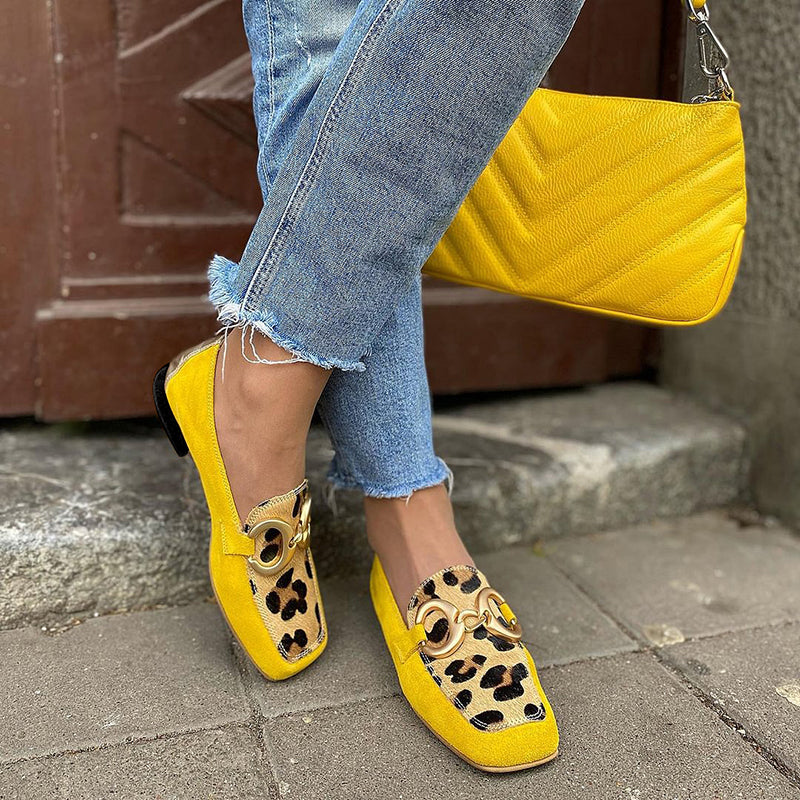 Caia - Mockasiner med leopardmönster