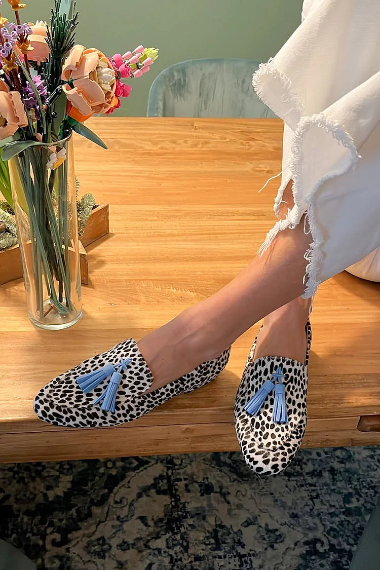 CHRISTEL | AVSLAPPNADE TRENDIGA LOAFERS MED PRICKAR