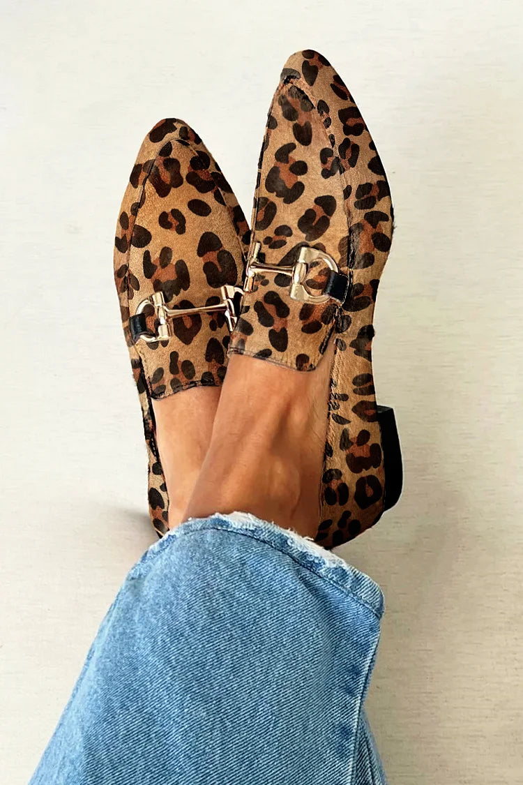 BIANCA | STILIGA LOAFERS MED TRYCK OCH METALSPÄNNE