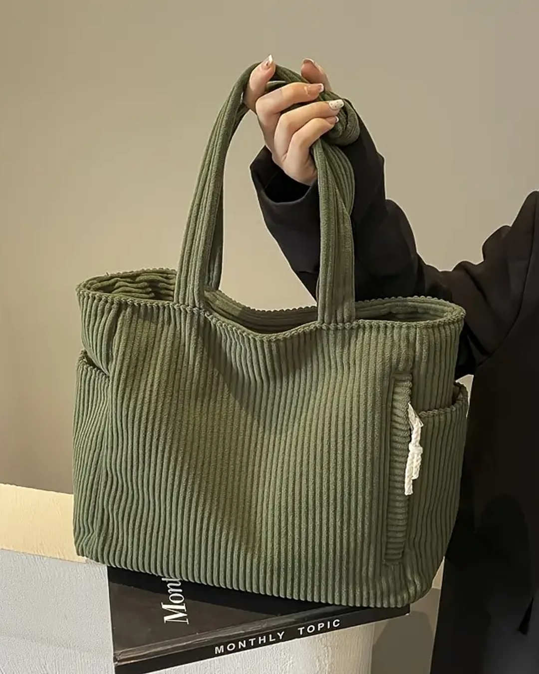 Tilda – Ribbad bärkasse med snördetalj