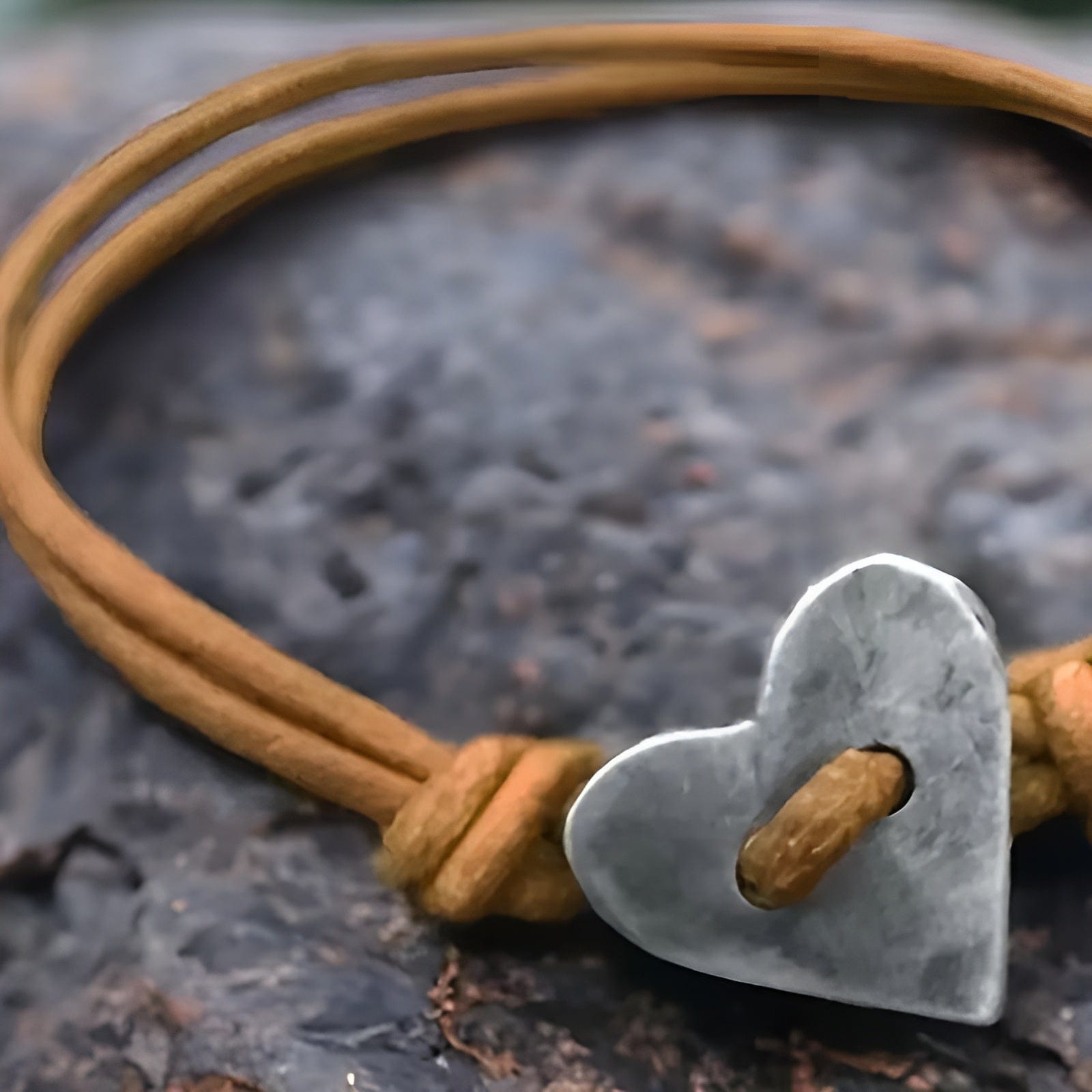 Amoura Kärlekssymbol Armband