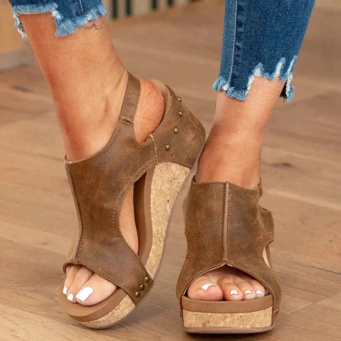 Pauline Laurent | Eleganta Vintage Läder Sandaler