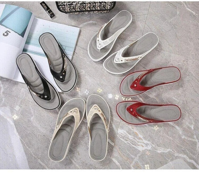 Alice Leroy | Mjuka vadderade flip-flops med tånrem