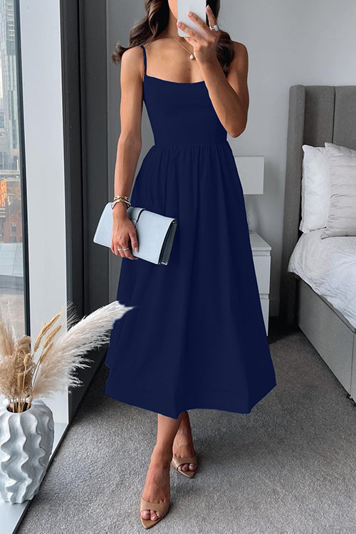 Vina | Chic Strappy A-Linje Midi Klänning