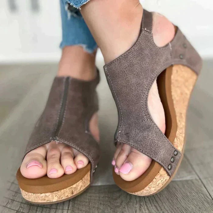 Pauline Laurent | Eleganta Vintage Läder Sandaler