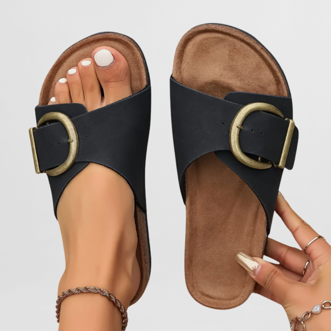Ilaria | Glatta Glidande Komfortsandaler