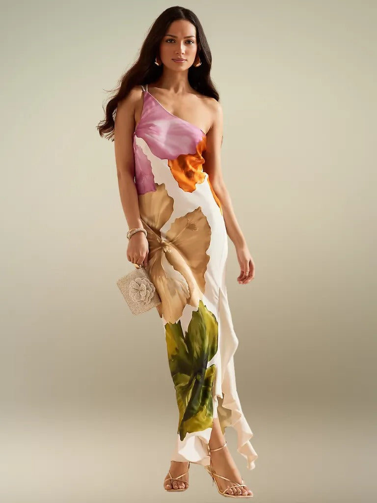 FLORÉLIA ASYMMETRISKT SATIN MAXIKLÄNNING