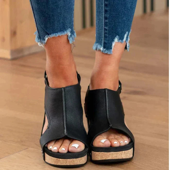 Pauline Laurent | Eleganta Vintage Läder Sandaler