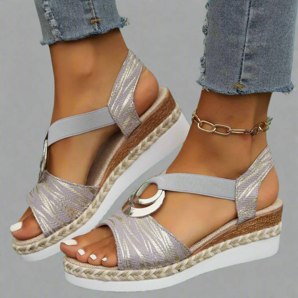 Dahlia | Handgjorda kilsandaler i premium-material