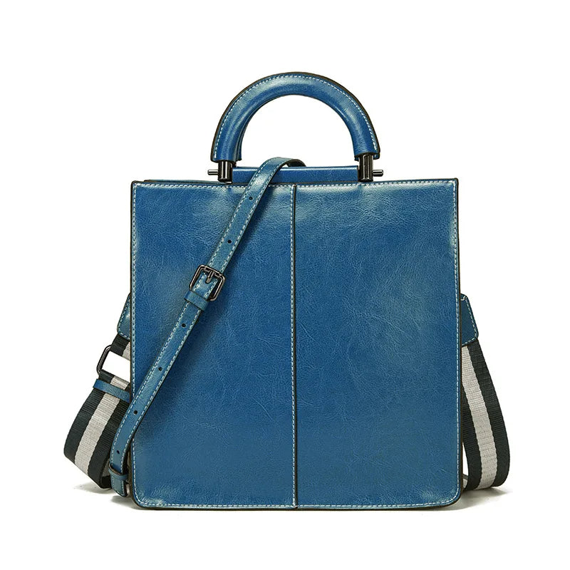 Strukturerad crossbody-väska med handtag