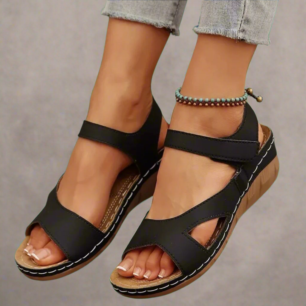 Ilona | Handgjorda kilsandaler i premium-material