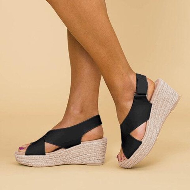 Léa Blanchet | Fotstödjande Mode Sandaler