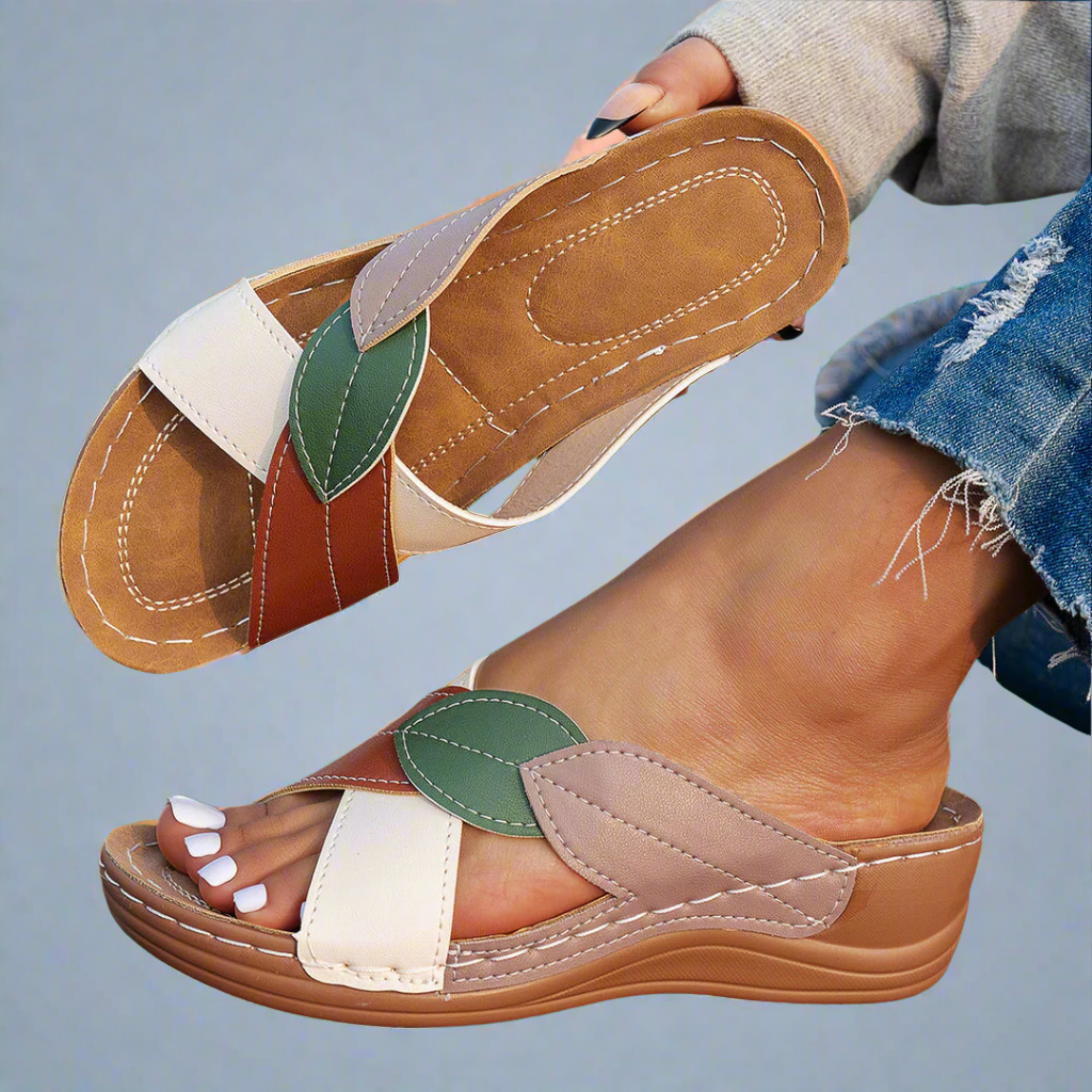 Nina | Handgjorda wedgesandaler i premium-material