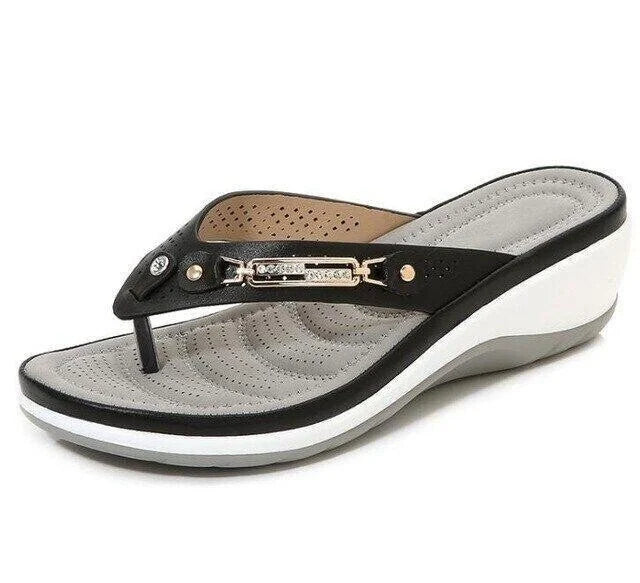 Alice Leroy | Mjuka vadderade flip-flops med tånrem