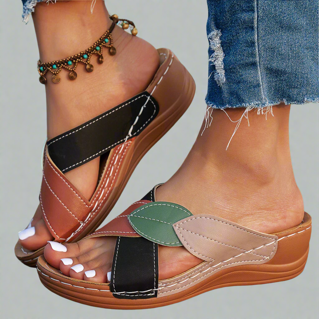 Nina | Handgjorda wedgesandaler i premium-material