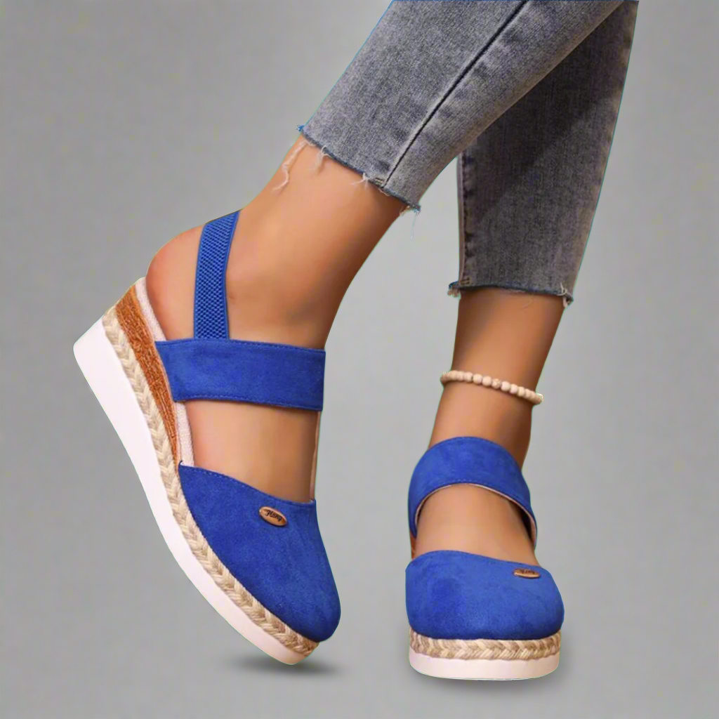 Gitta | Plus-Size Wedge Hakken – Bekväm och Mångsidig