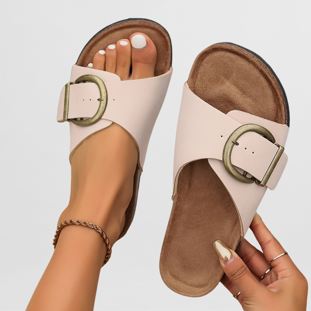 Ilaria | Glatta Glidande Komfortsandaler