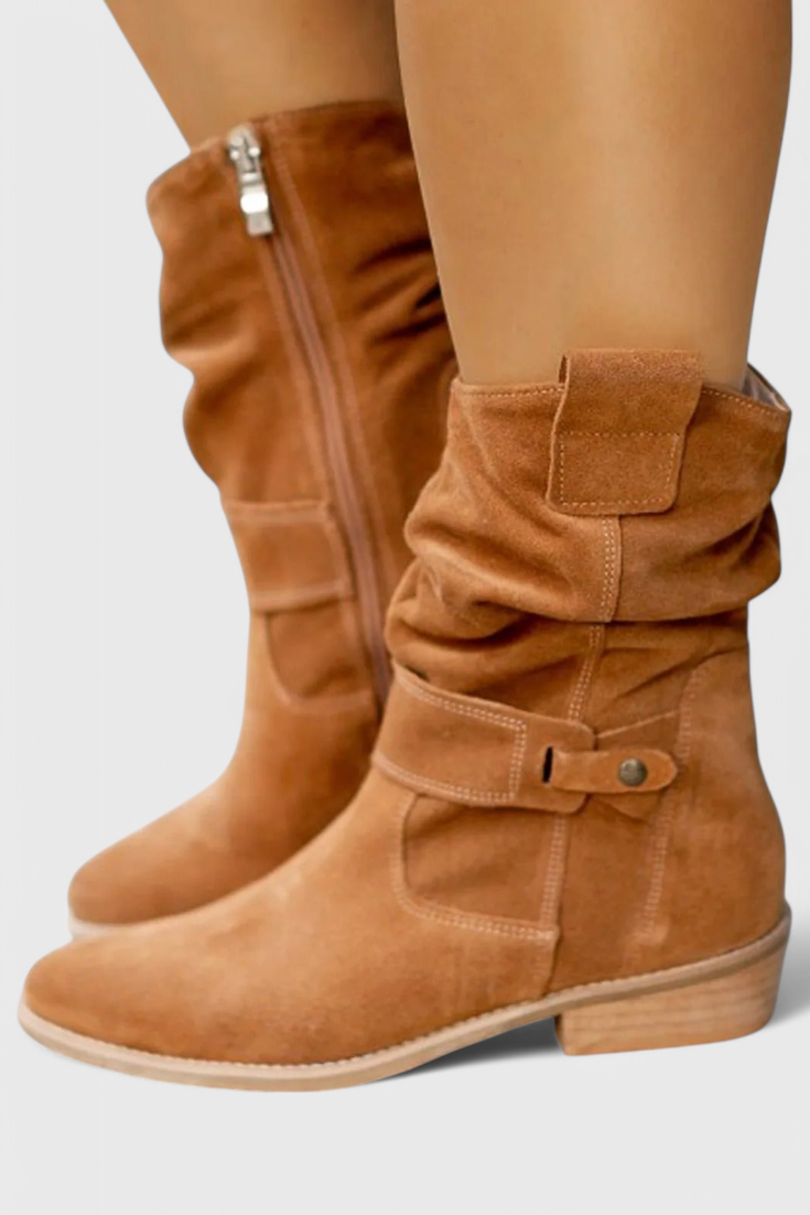 Aira Classic Suede Ankelstövletter