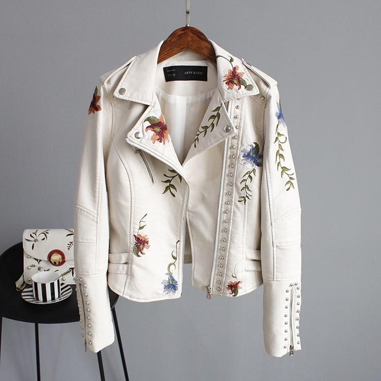 Ella | Stilren Broderad Jacka