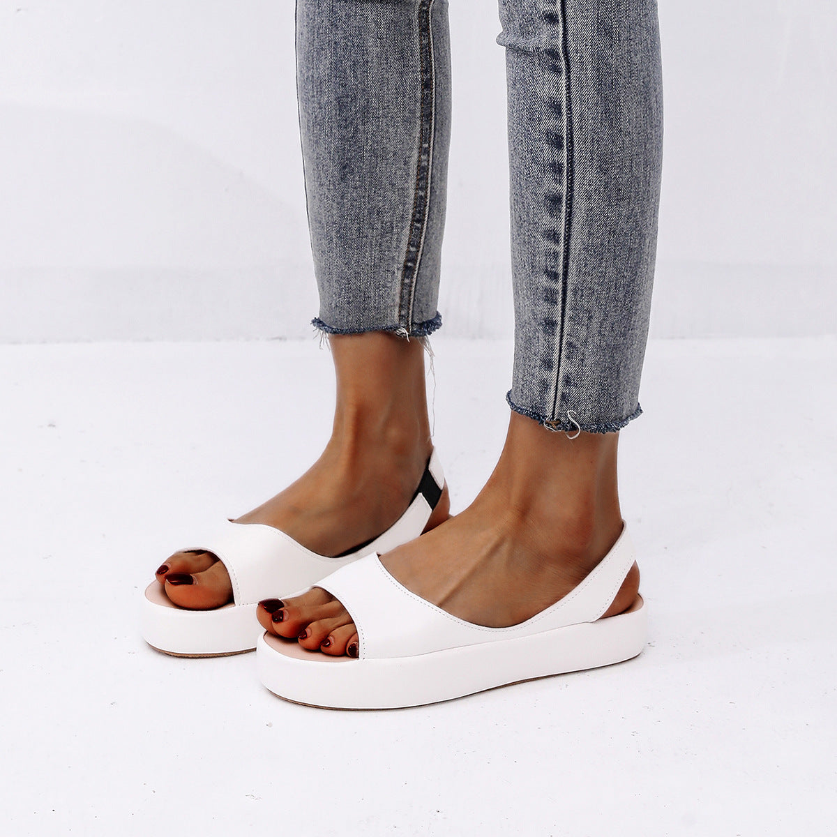 Amara - Elegant Justerbara Sandaler