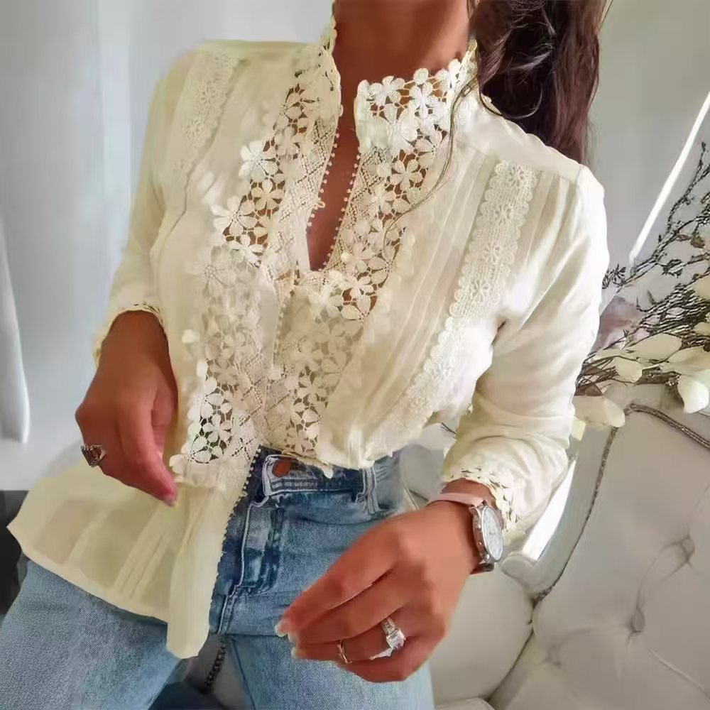 Sara | Blommig Blus
