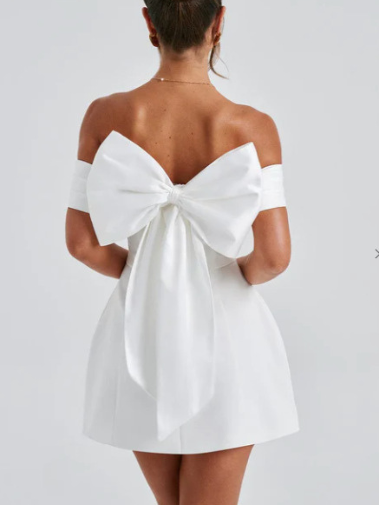 CELESTE BOW BACK KLÄNNING
