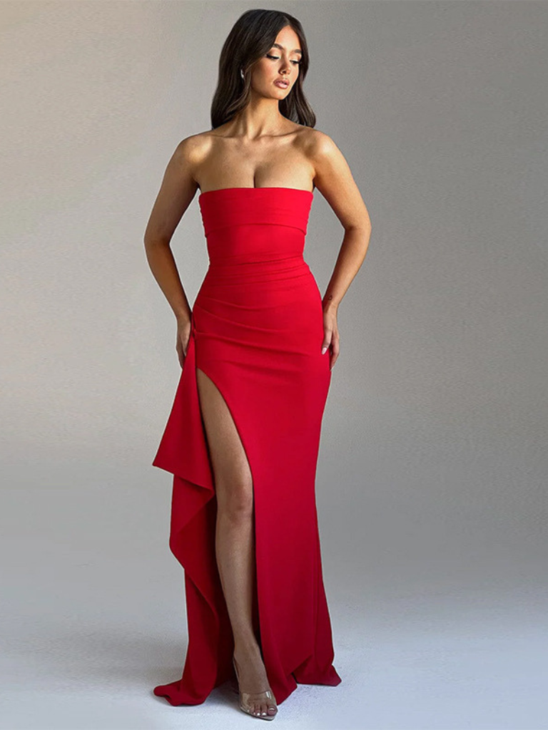 ELARA STRAPLESS KVÄLLSKLÄNNING