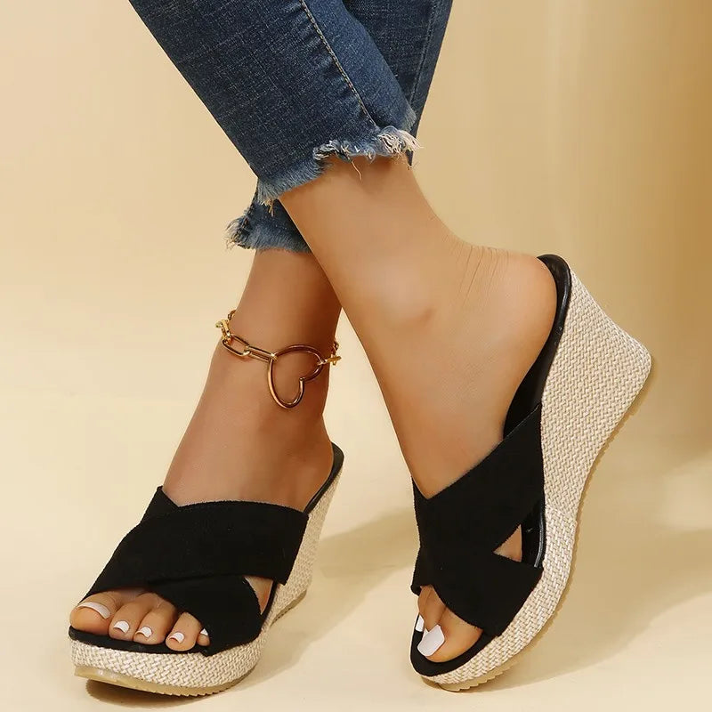 Jewel - Chic Wedge Sandaler