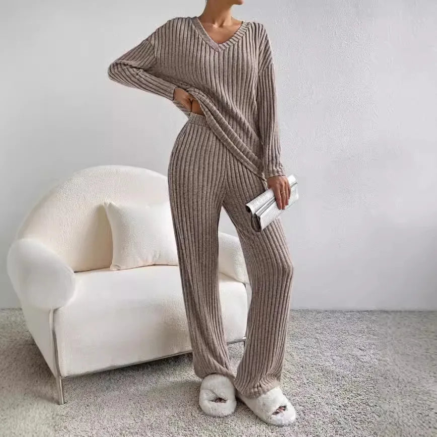 Natalie | V-Ringad Ribbad Stickad Lounge Set