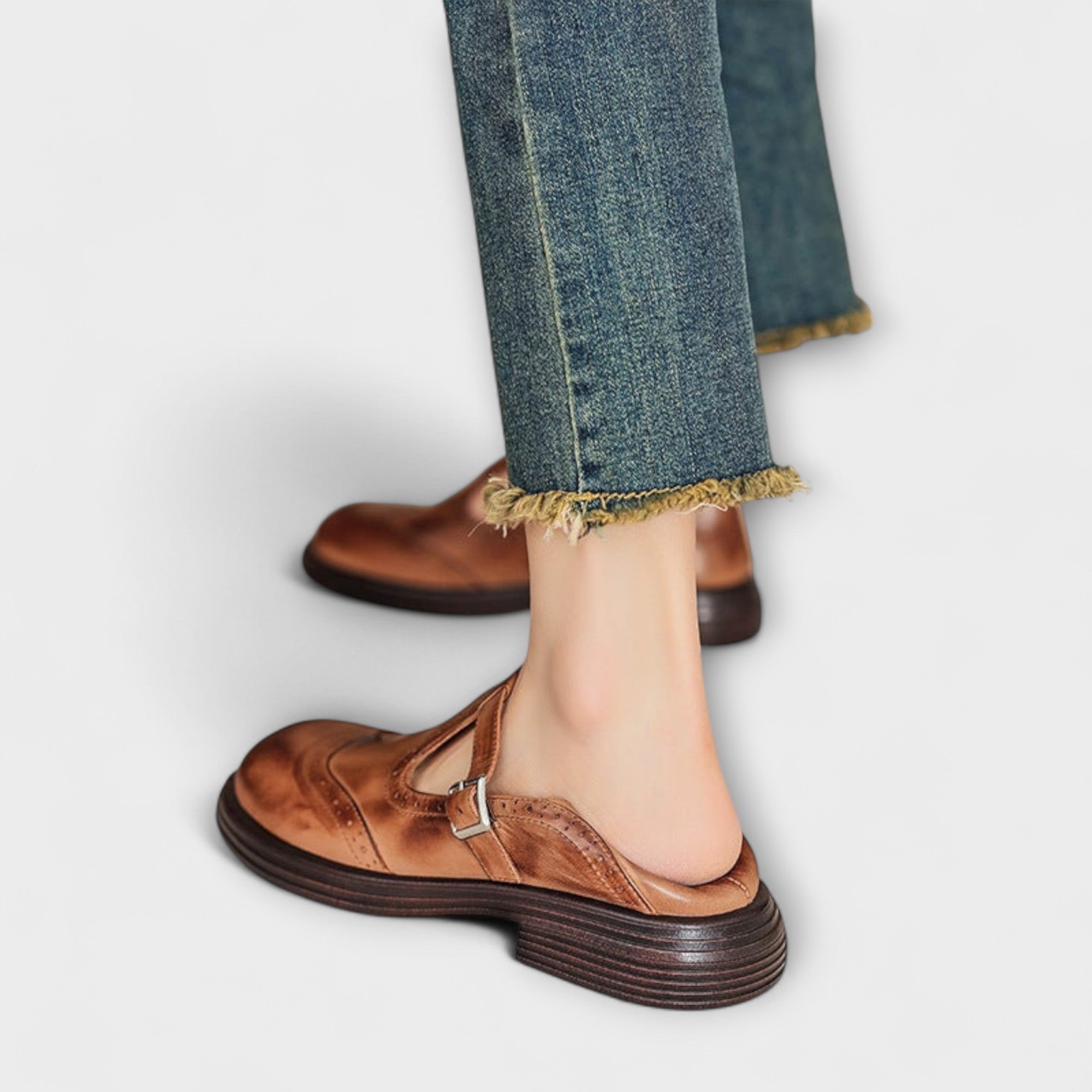 Velda | Eleganta Mary Janes i läder