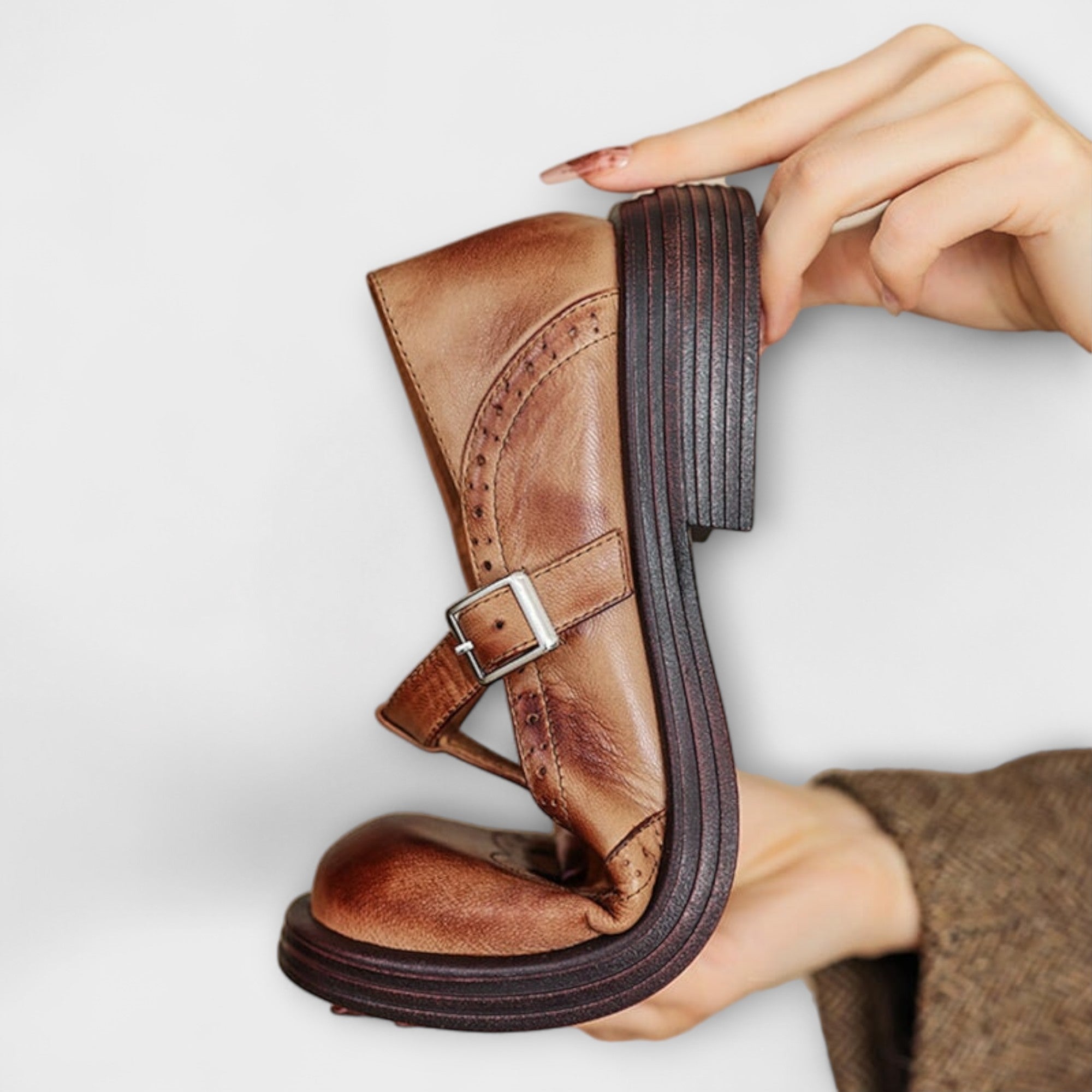 Velda | Eleganta Mary Janes i läder