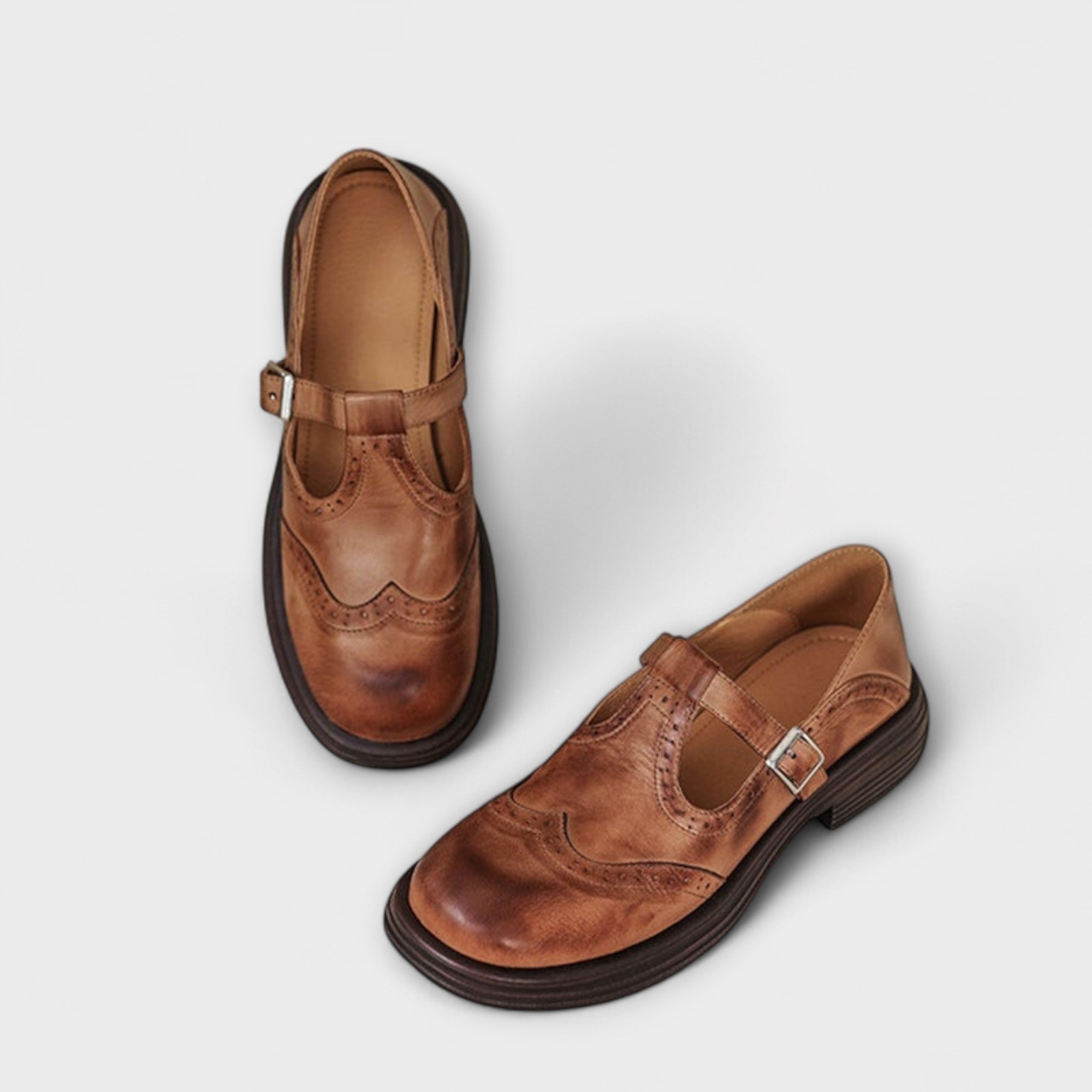 Velda | Eleganta Mary Janes i läder
