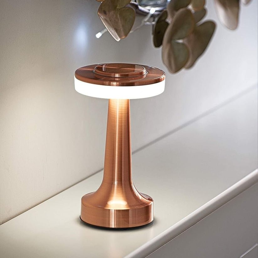 Axis Återuppladdningsbar Bordslampa