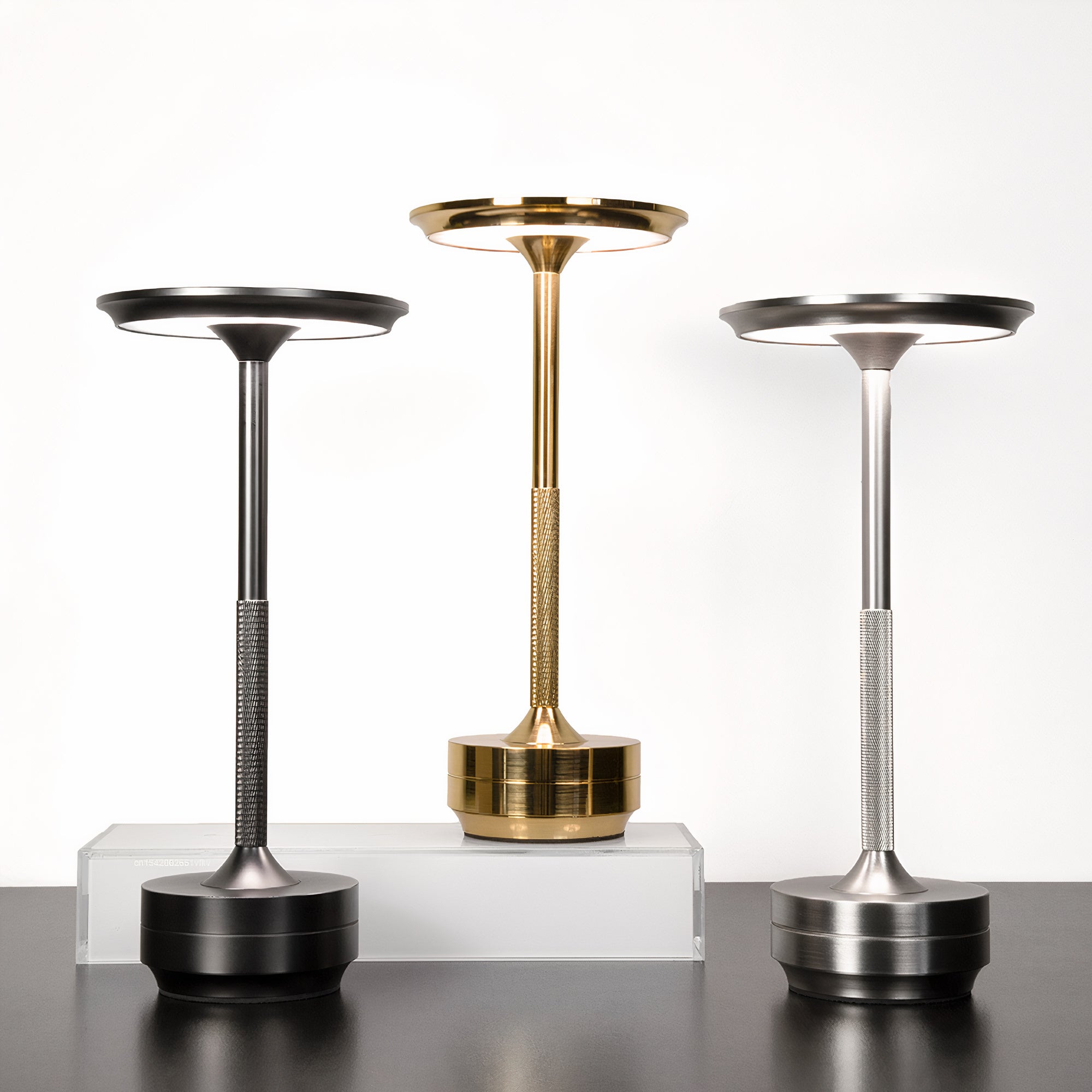 Glimmer Minimalistisk Bordslampa