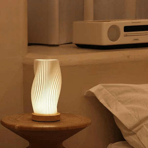 Incandia Vågformad Bordslampa