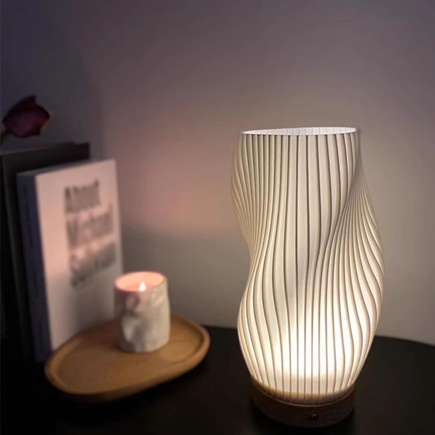 Incandia Vågformad Bordslampa