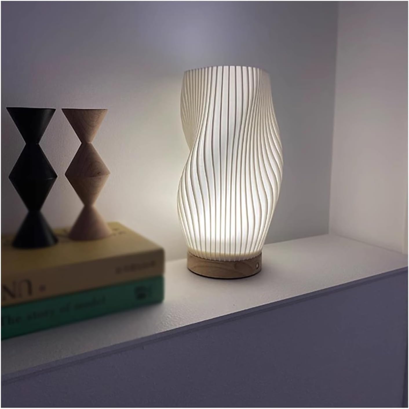 Incandia Vågformad Bordslampa