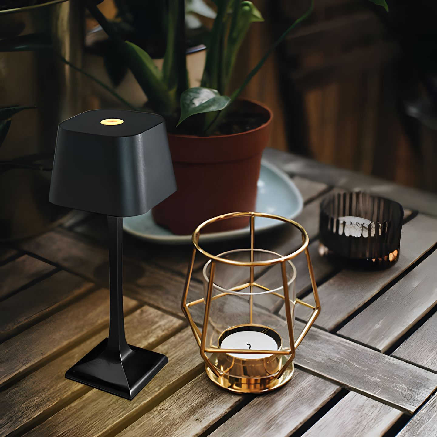 Lumis Trådlös Touch-Lampa