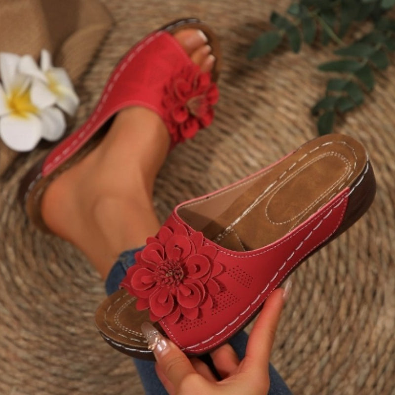 Elora | Ortopediska Blommiga Slip-In Sandaler